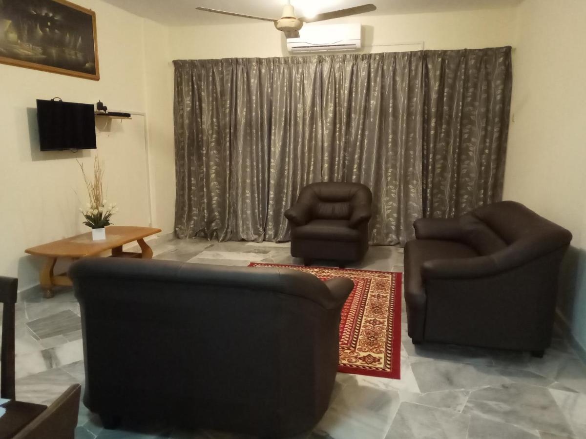 Aiman Homestay Port Dickson Exteriör bild