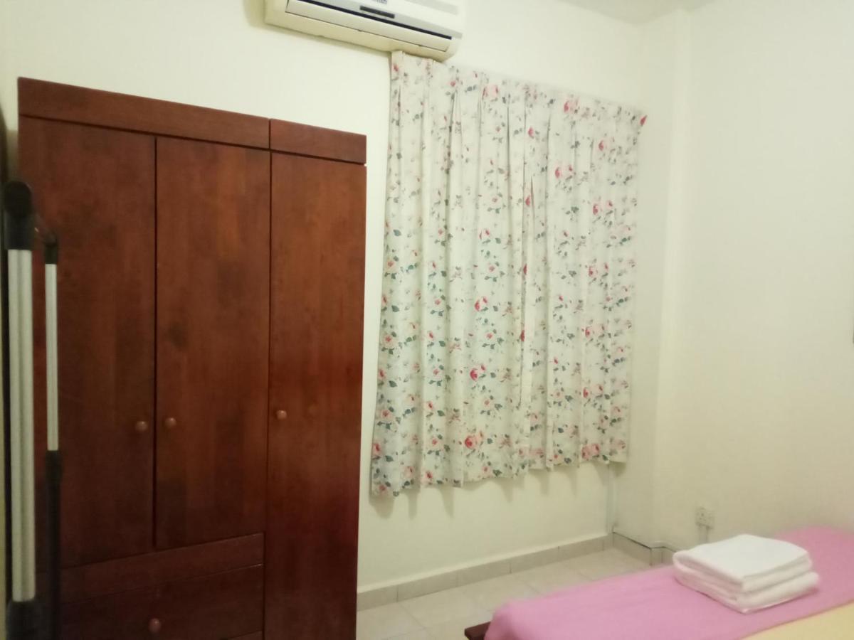 Aiman Homestay Port Dickson Exteriör bild