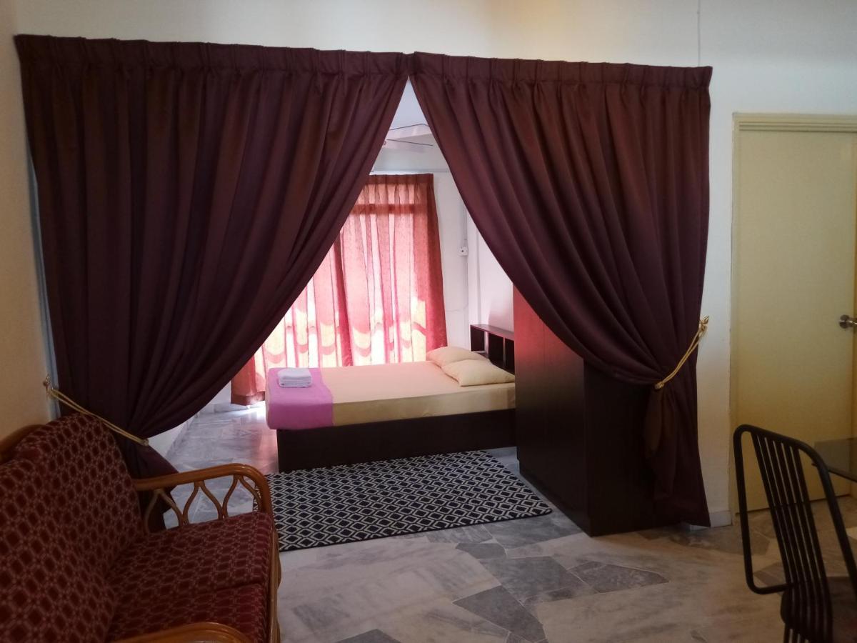 Aiman Homestay Port Dickson Exteriör bild