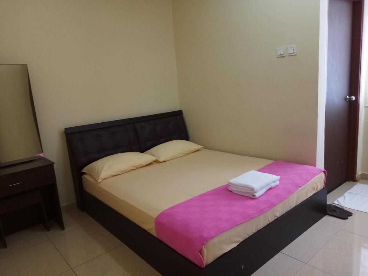 Aiman Homestay Port Dickson Exteriör bild