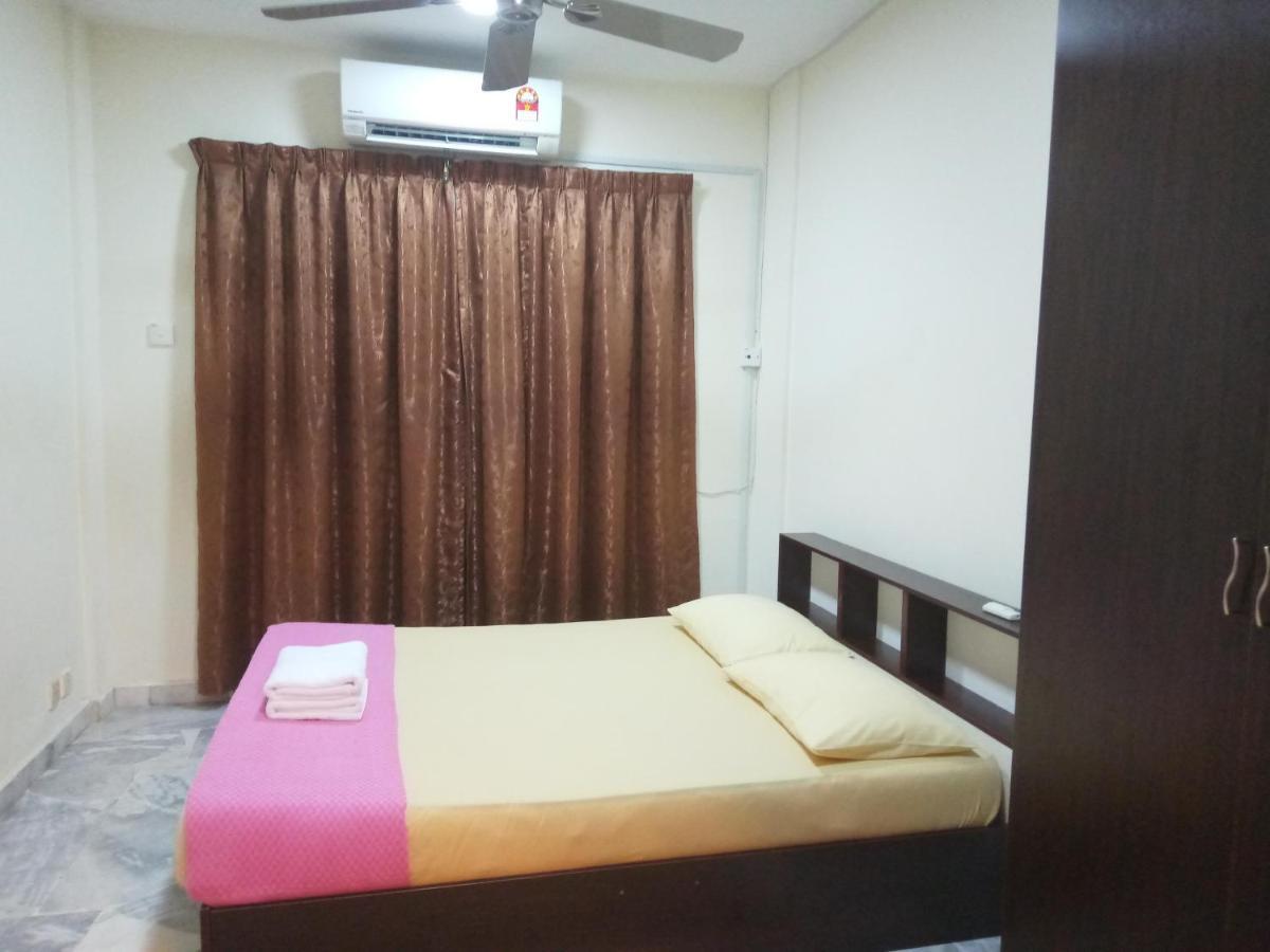 Aiman Homestay Port Dickson Exteriör bild