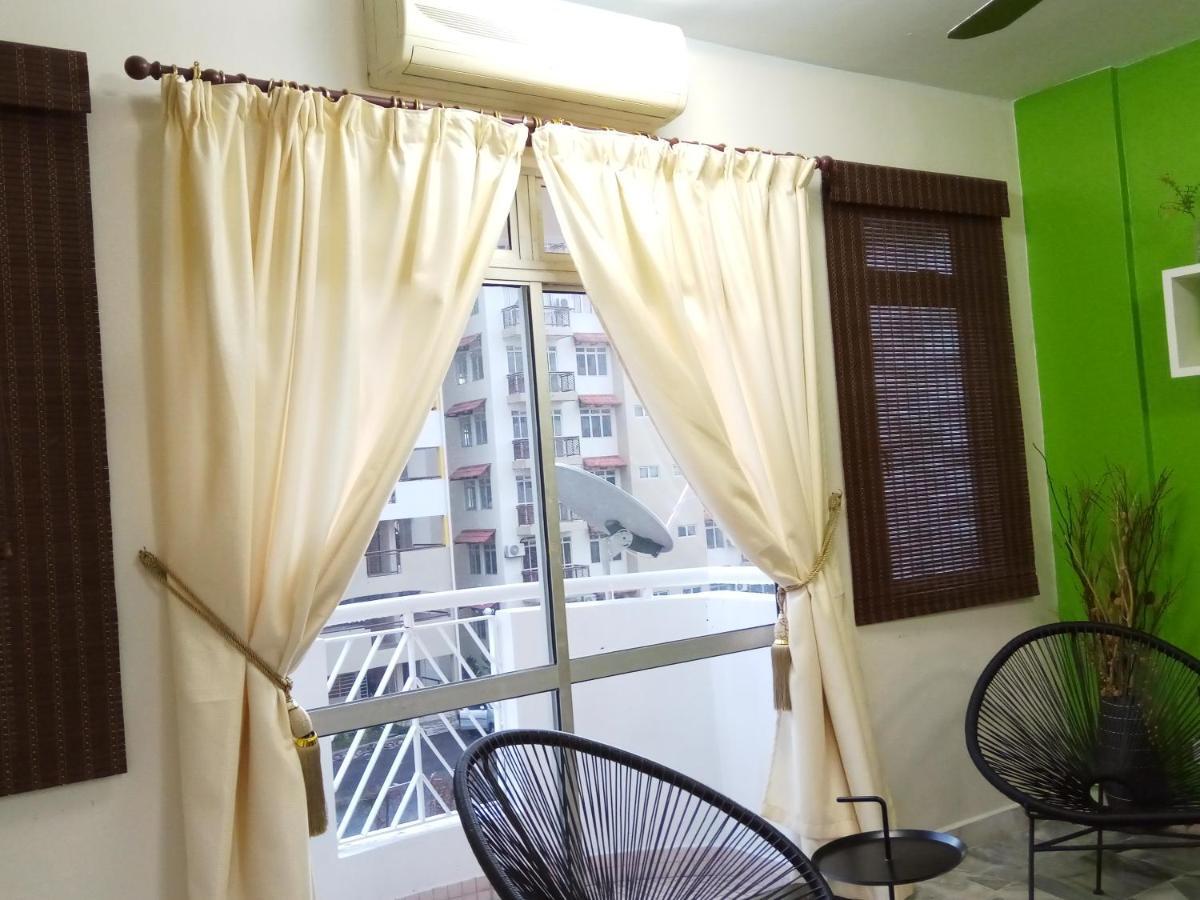 Aiman Homestay Port Dickson Exteriör bild