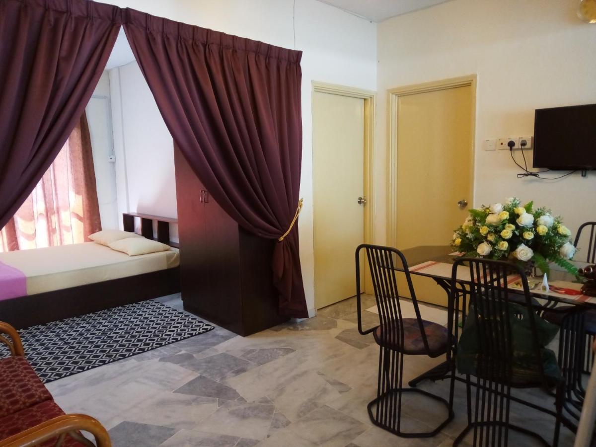 Aiman Homestay Port Dickson Exteriör bild