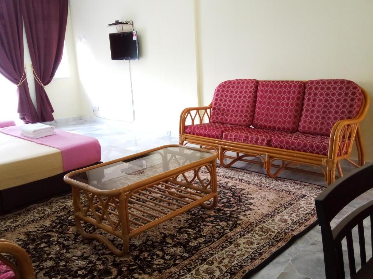 Aiman Homestay Port Dickson Exteriör bild