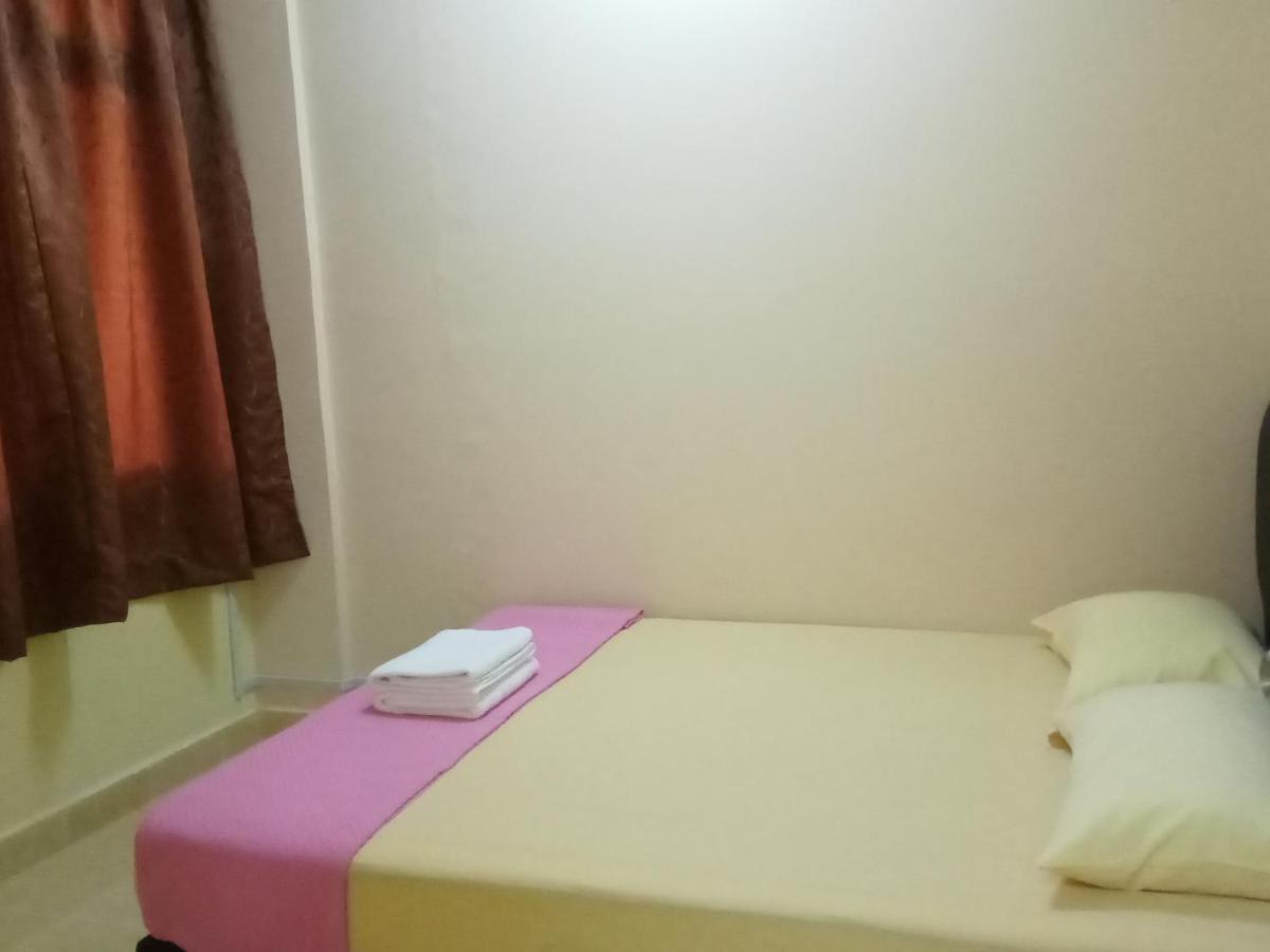 Aiman Homestay Port Dickson Exteriör bild